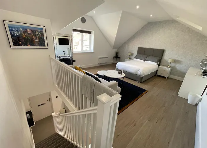 Welcome Rooms 55B- Self Check-In Whole Apartment Fully Refurbished